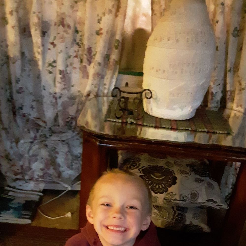 Meet your Posher, Dana